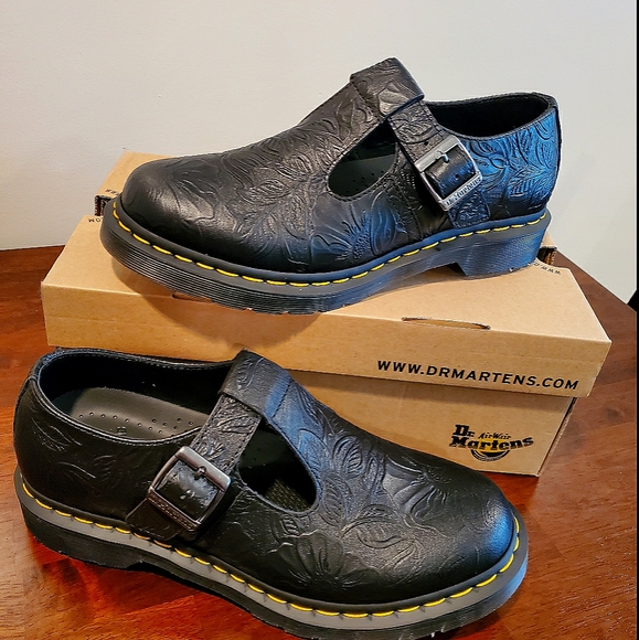 dr martens polley emboss